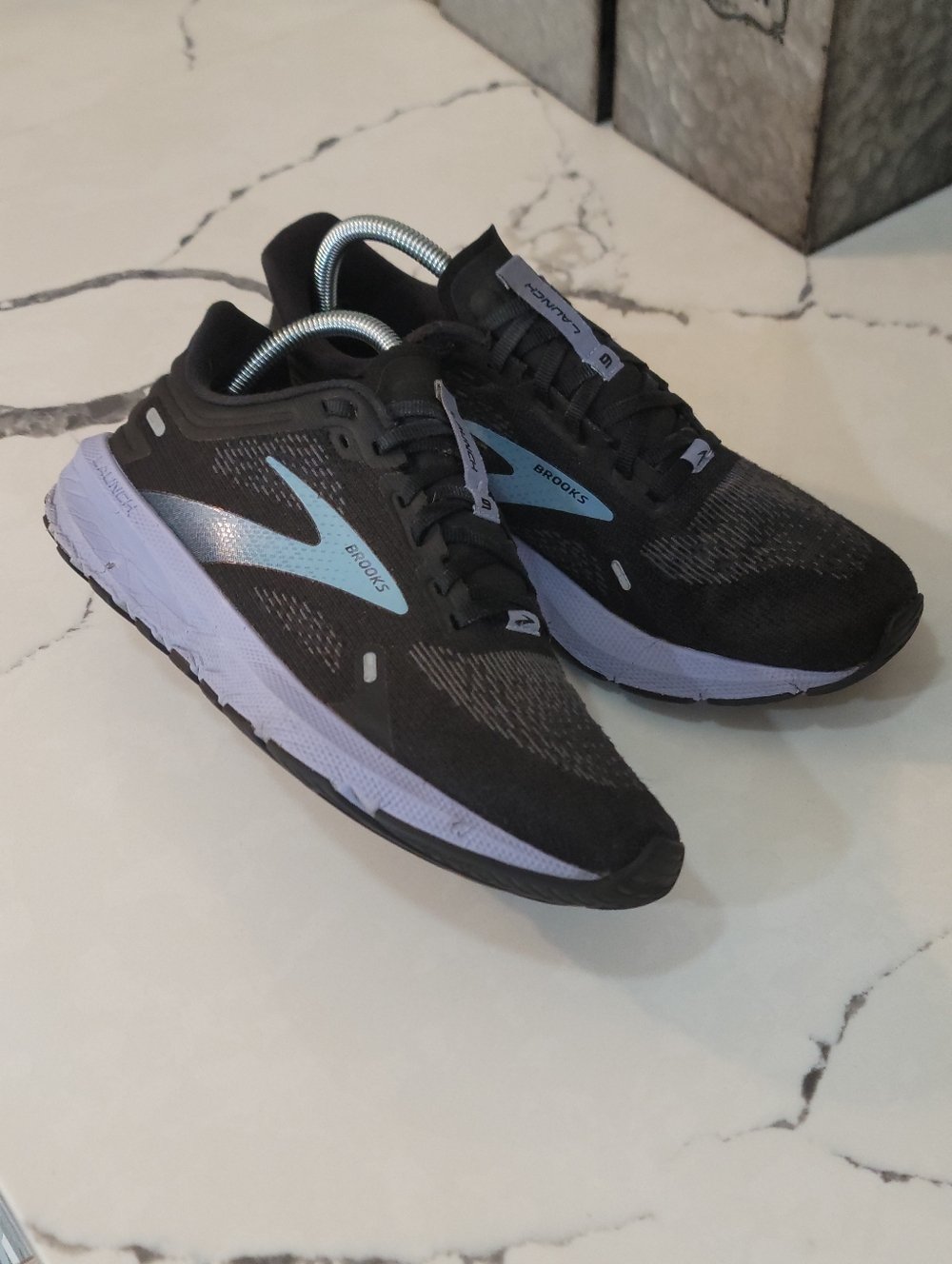 Brooks Launch GTS 9 "Black Ebony Purple" Wmns 9 Fast Shipper